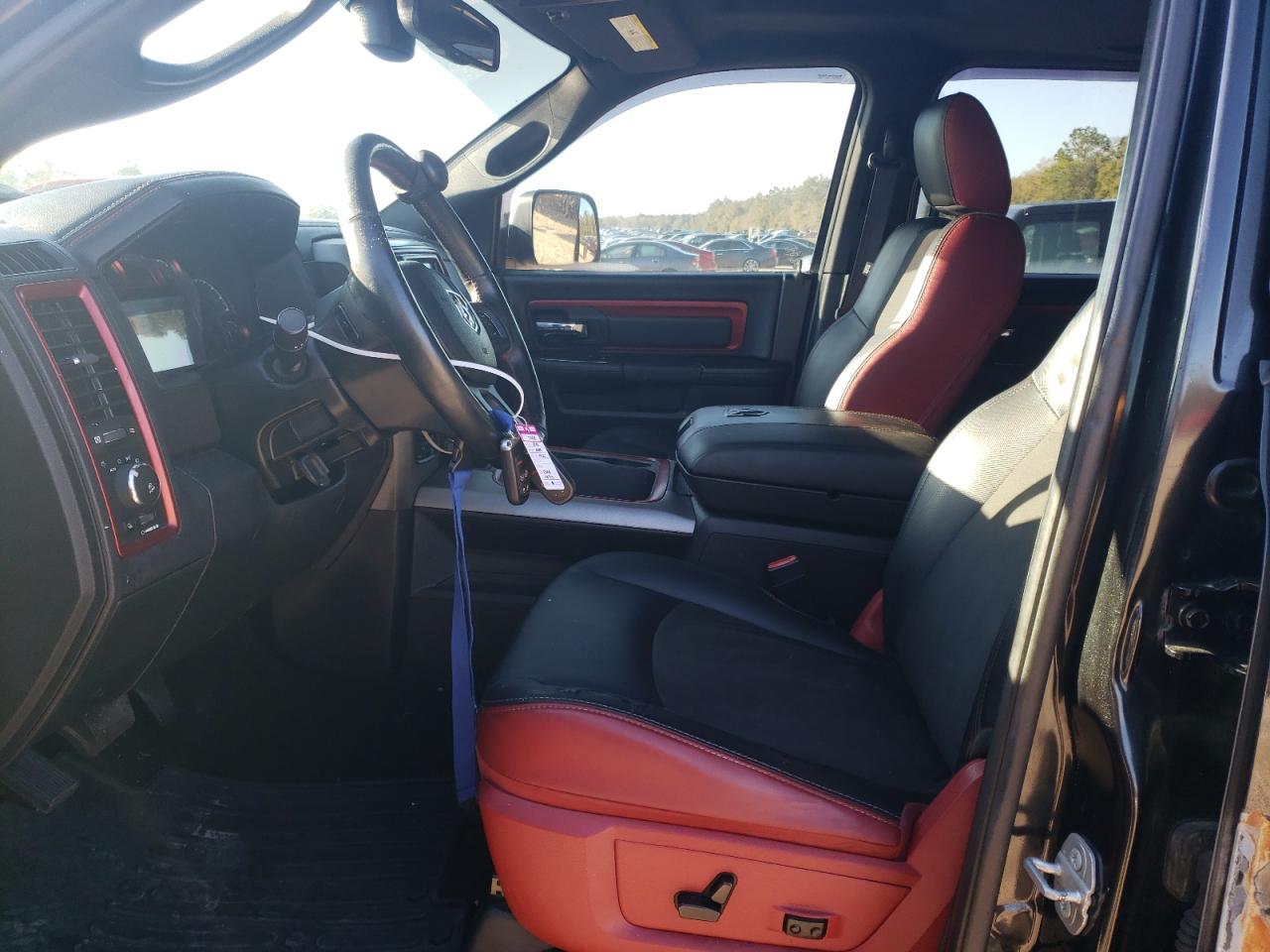 2016 RAM 1500 - Image 7