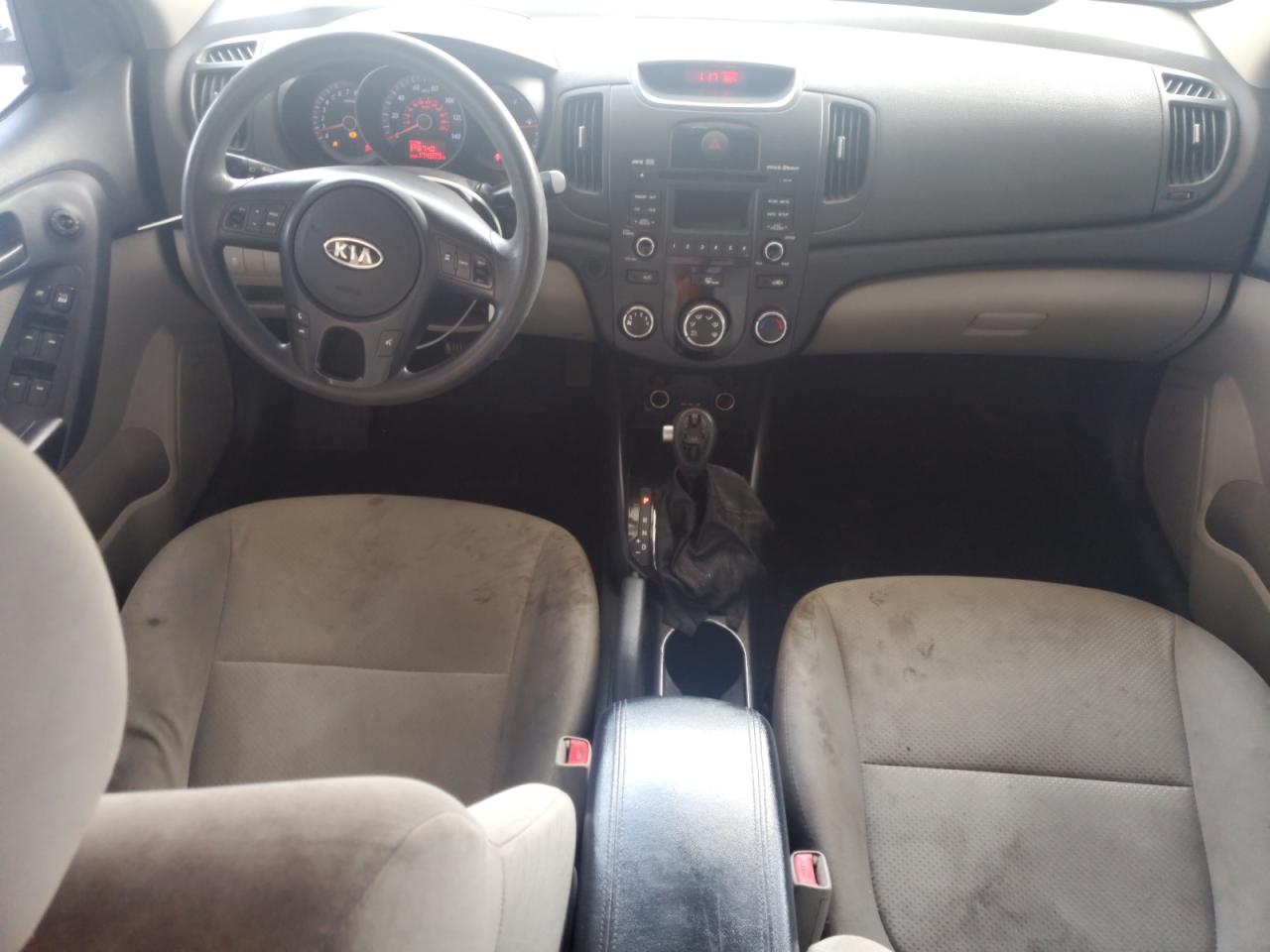 2012 Kia Forte - Image 8