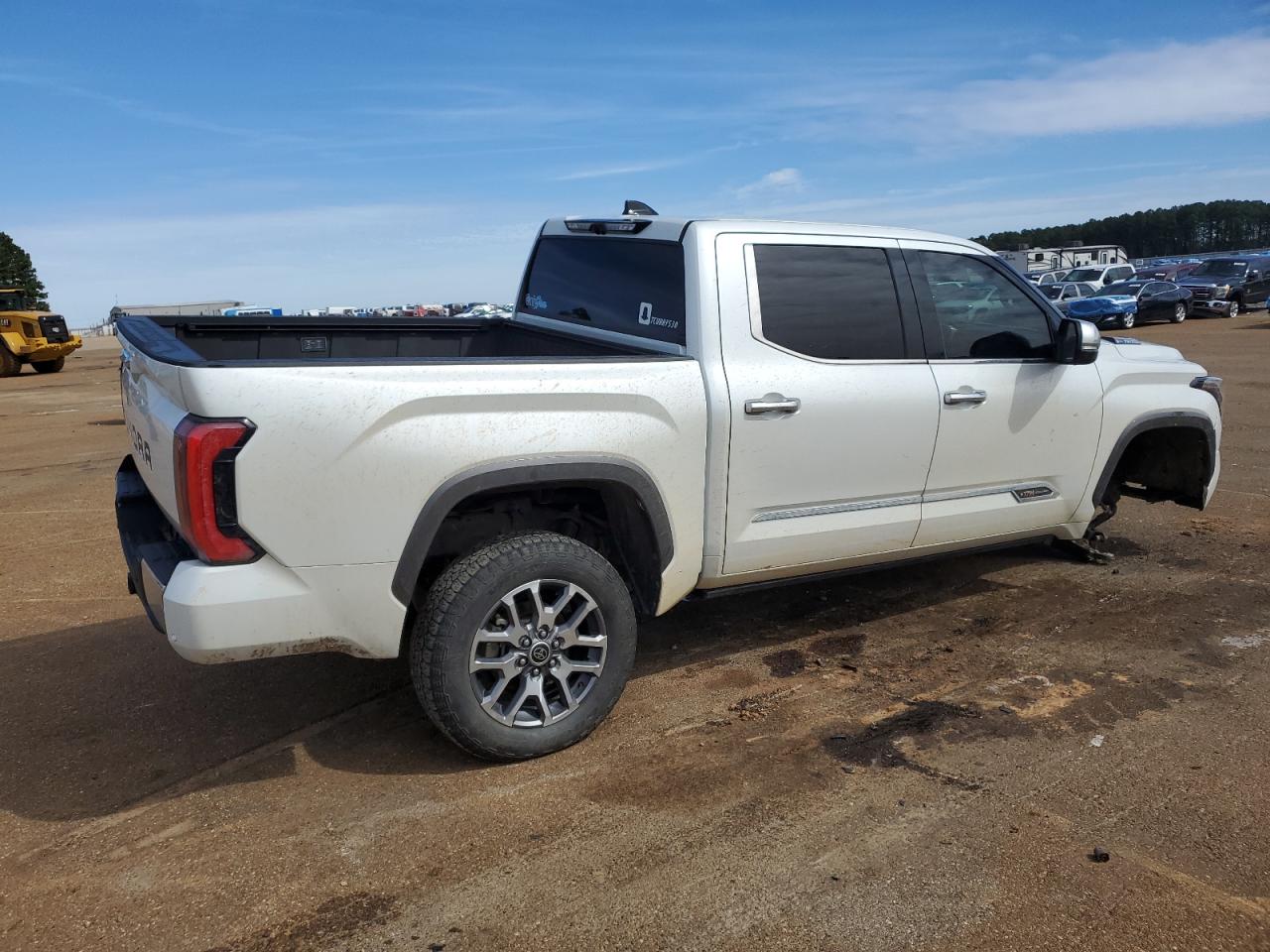2023 Toyota Tundra - Image 3