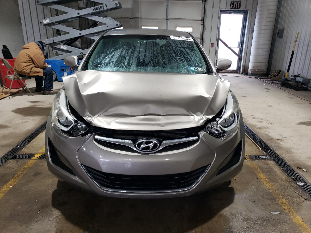 2014 Hyundai Elantra - Image 5