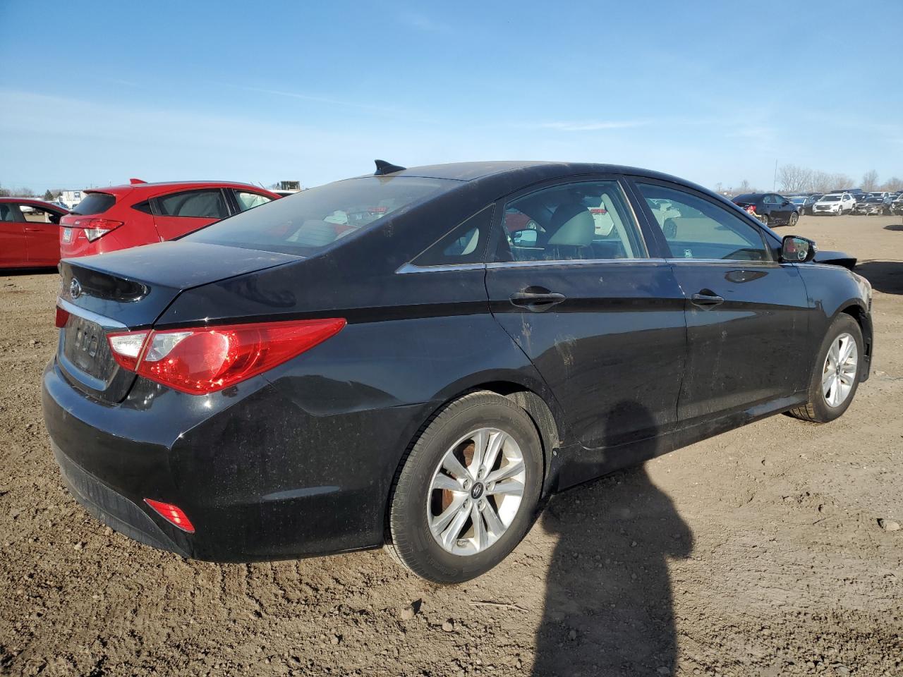 2014 Hyundai Sonata - Image 3