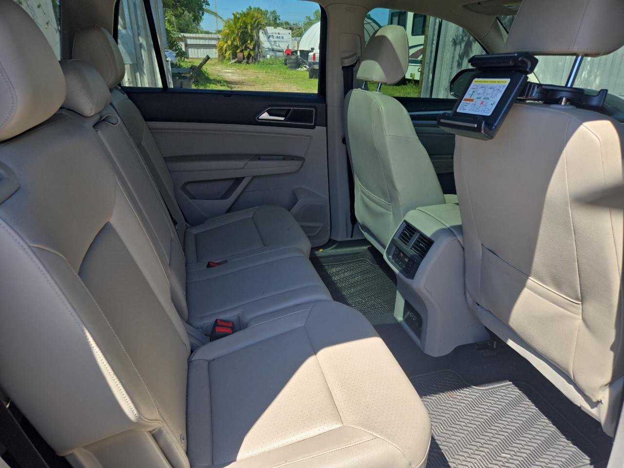 2018 Volkswagen Atlas - Image 6