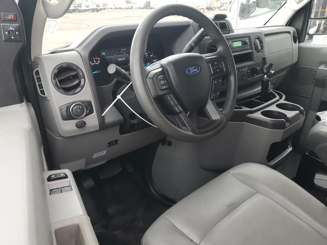 2022 Ford Econoline E450 Super Duty Cutaway Van VIN: 1FDXE4FN7NDC31676 Lot: 48362035