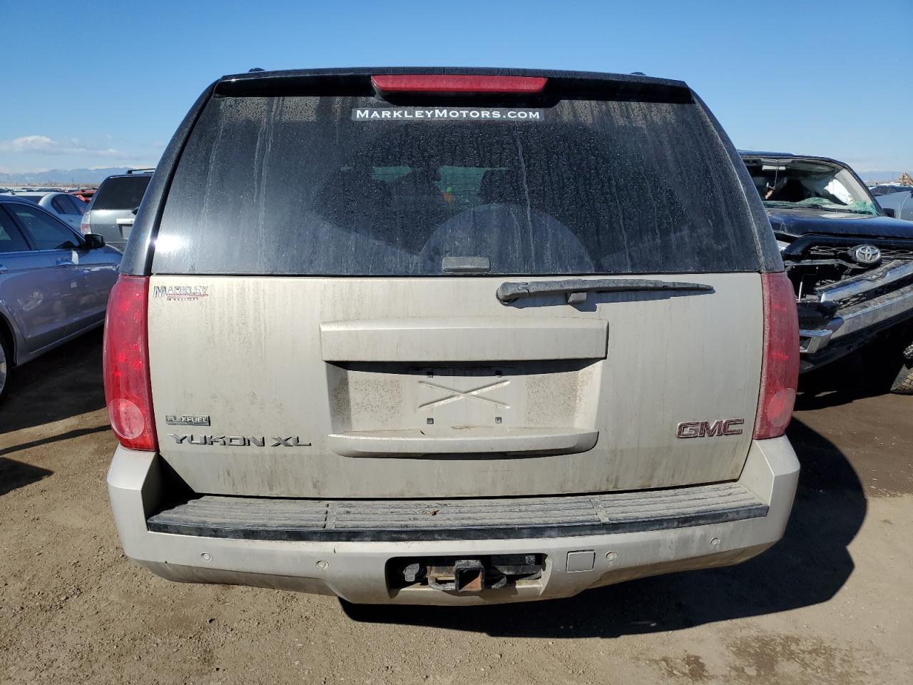 2007 GMC Yukon - Image 6