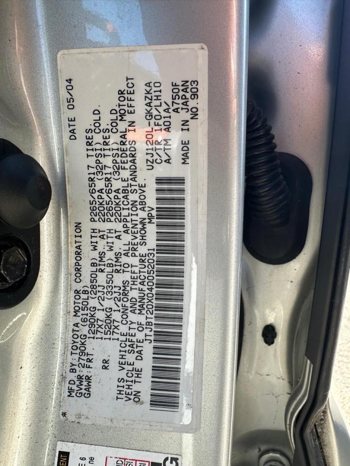 2004 Lexus GX - Image 10