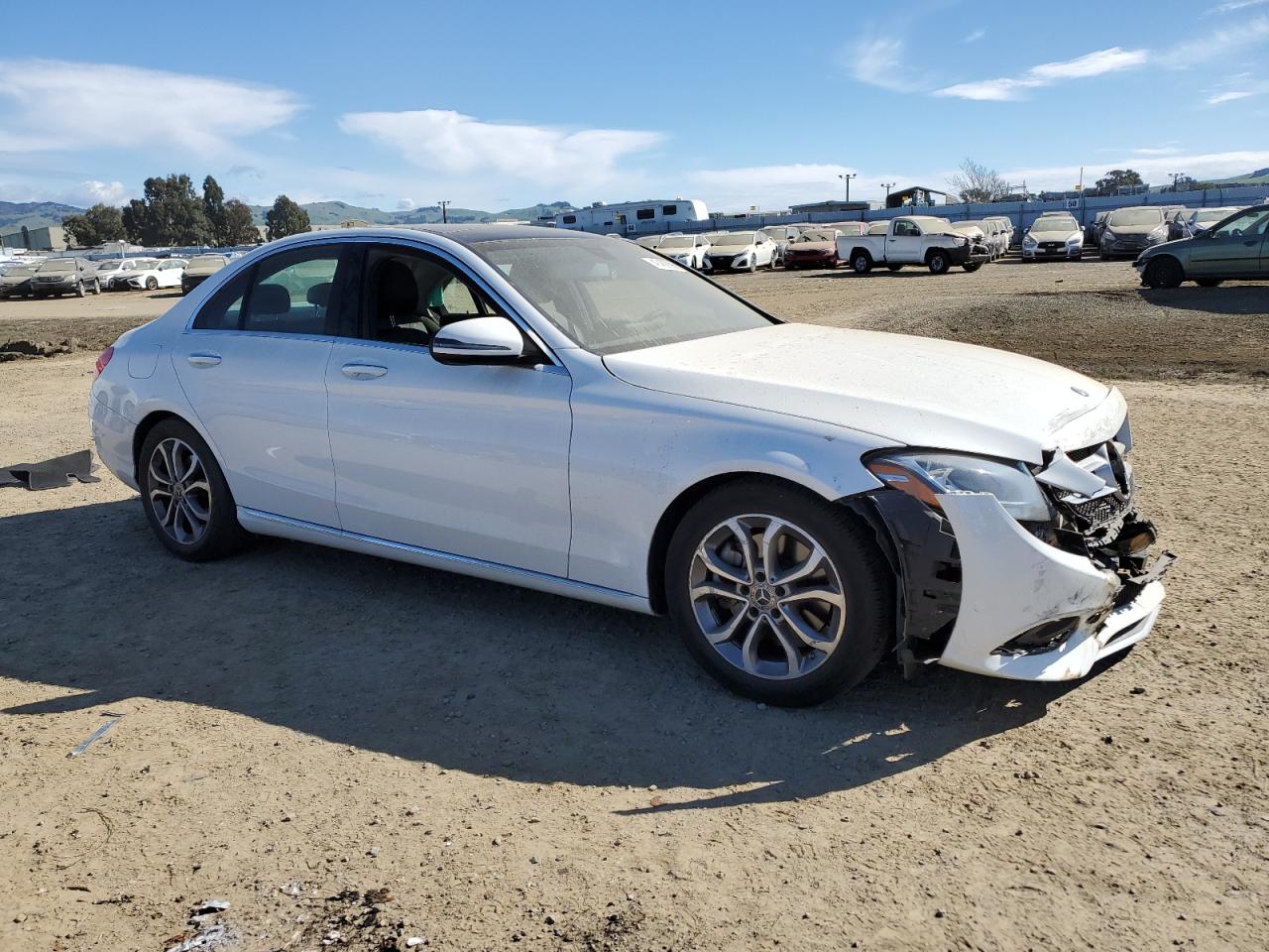 2017 Mercedes-Benz C-klasse - Image 4