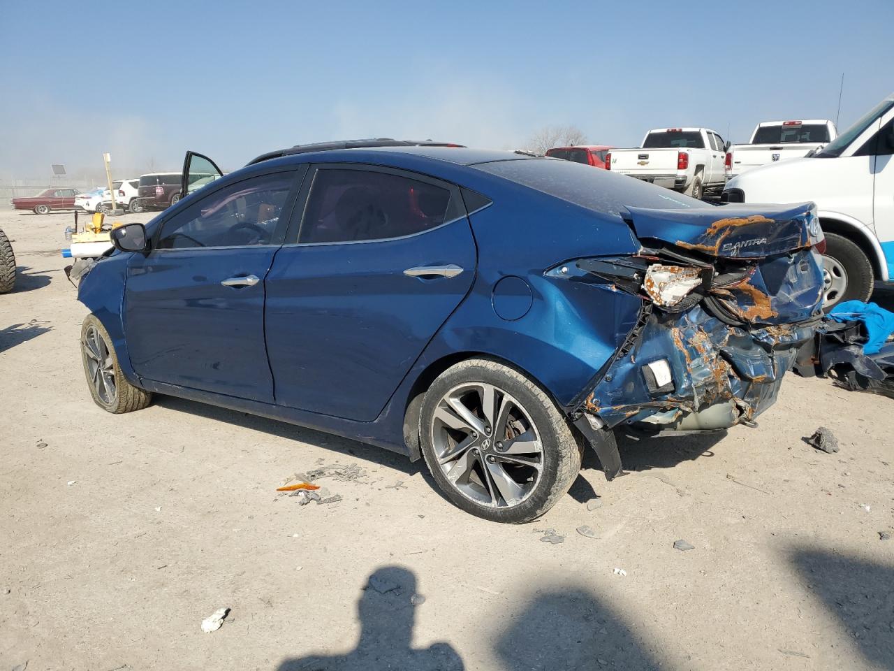 2014 Hyundai Elantra - Image 2