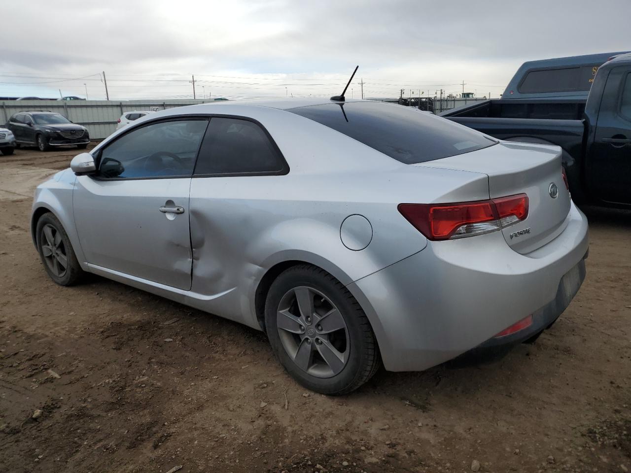 2010 Kia Forte - Image 2