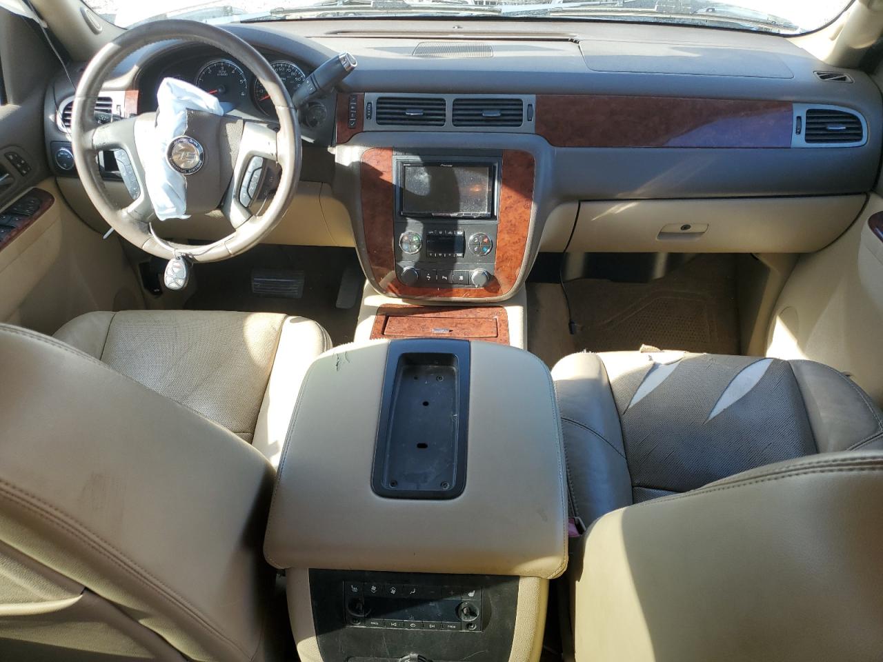 2010 Chevrolet Suburban C1500 Ltz VIN: 1GNUCKE03AR279509 Lot: 58542045