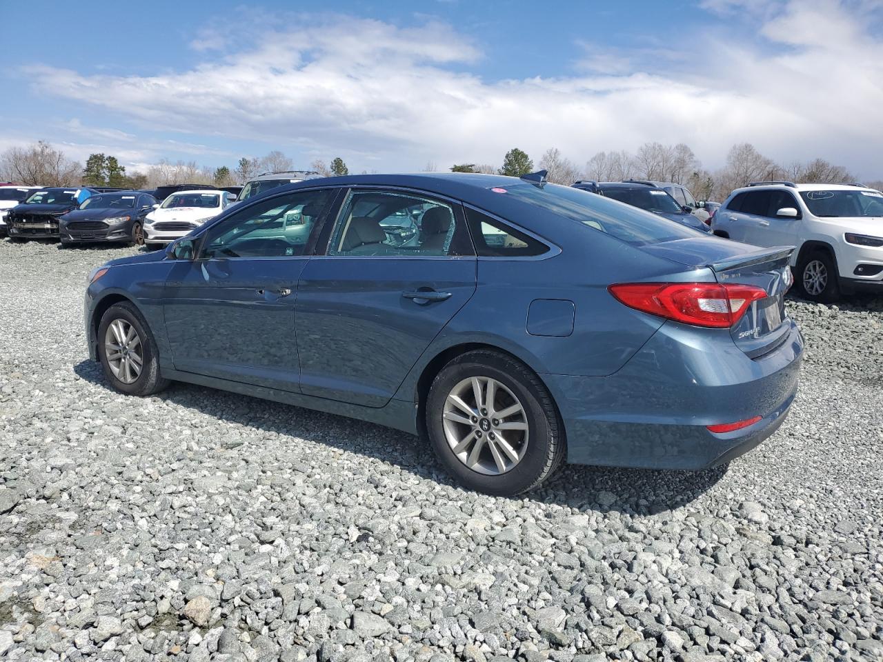 2016 Hyundai Sonata - Image 2