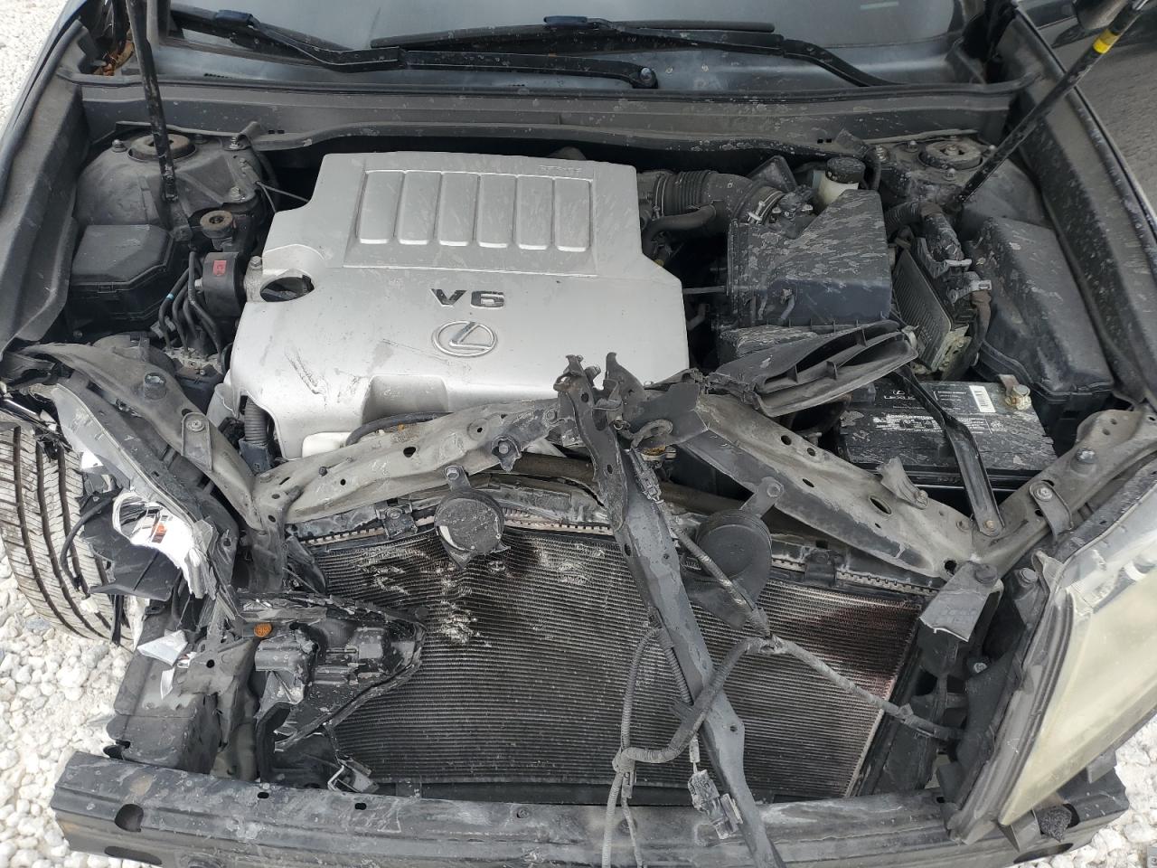 2014 Lexus ES - Image 11