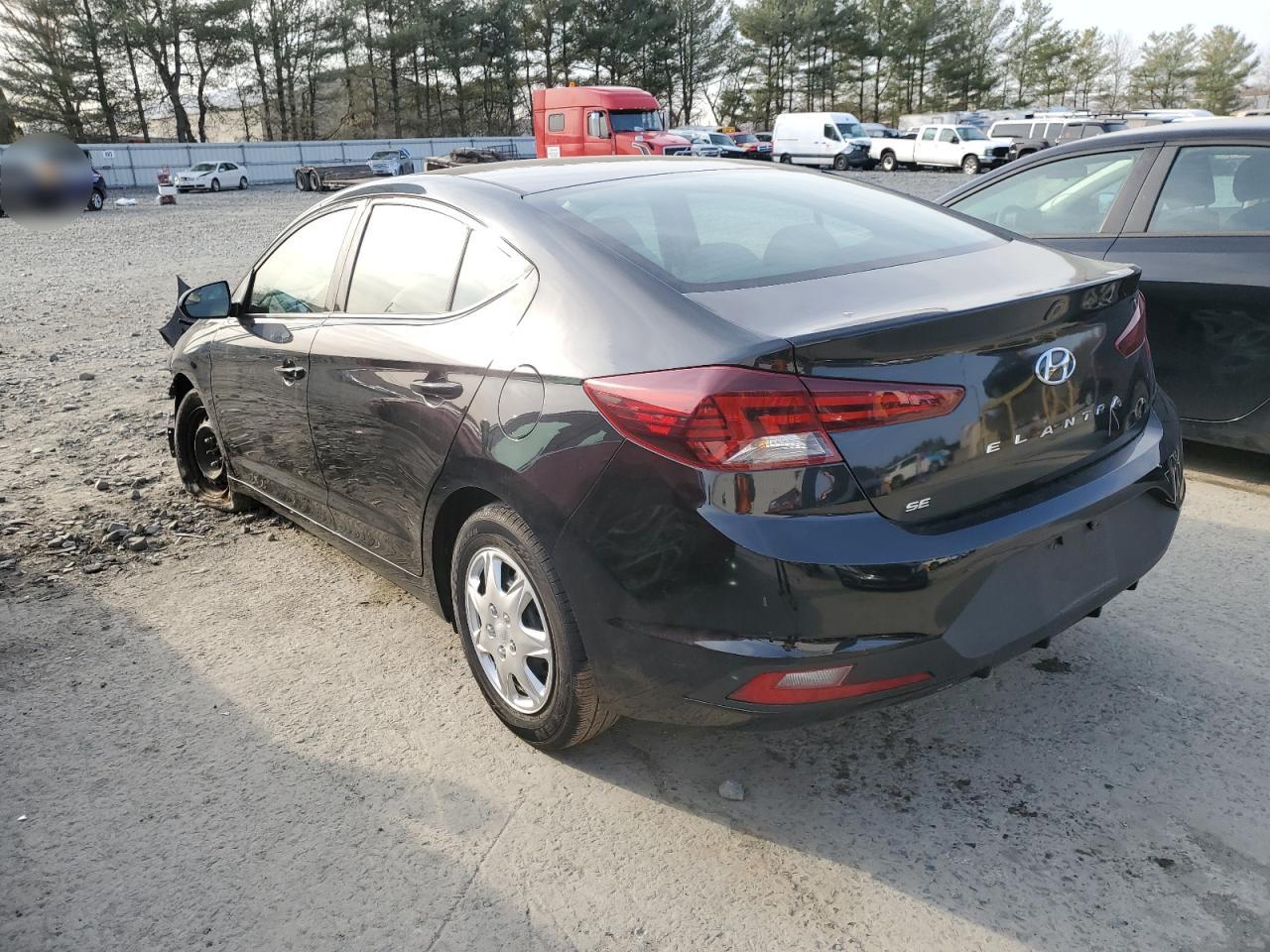 2020 Hyundai Elantra - Image 2