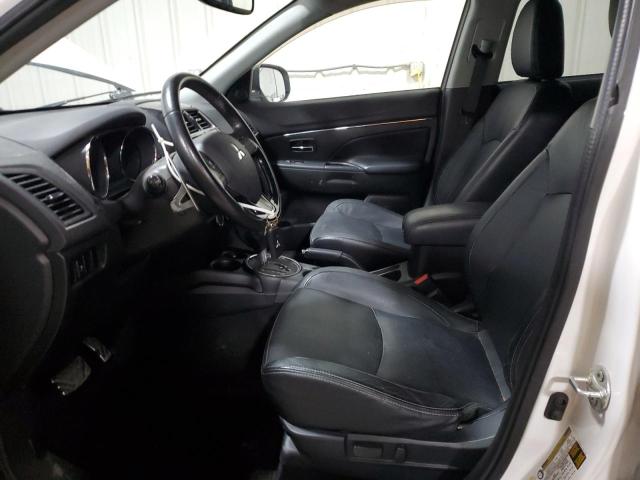  MITSUBISHI OUTLANDER 2017 Biały
