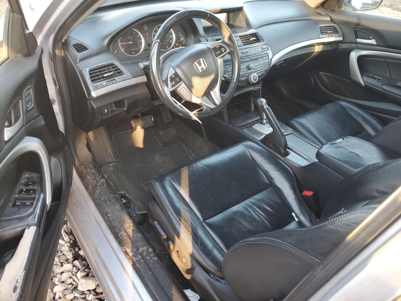 2011 Honda Accord - Image 8