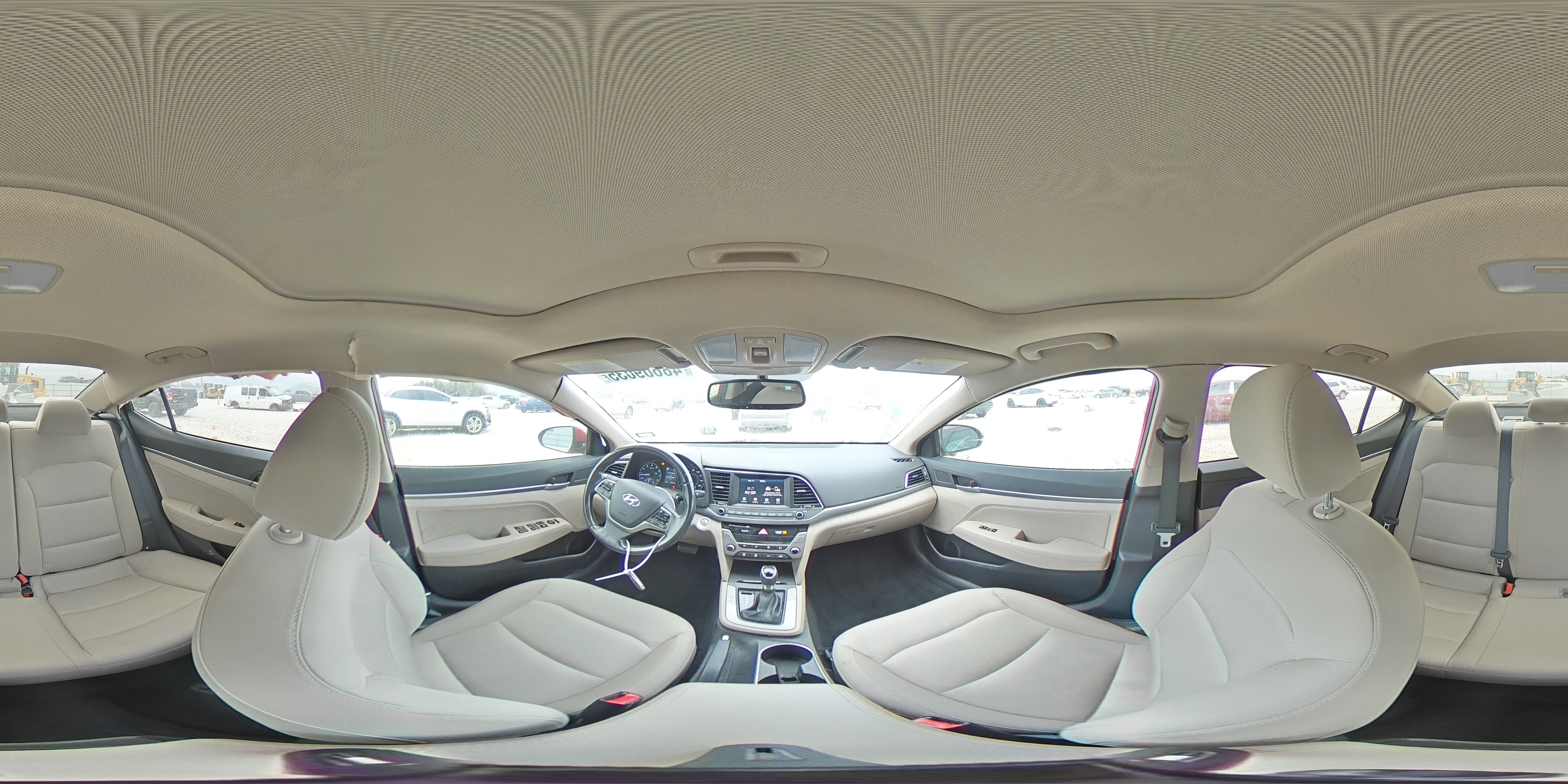 2017 Hyundai Elantra - Image 12