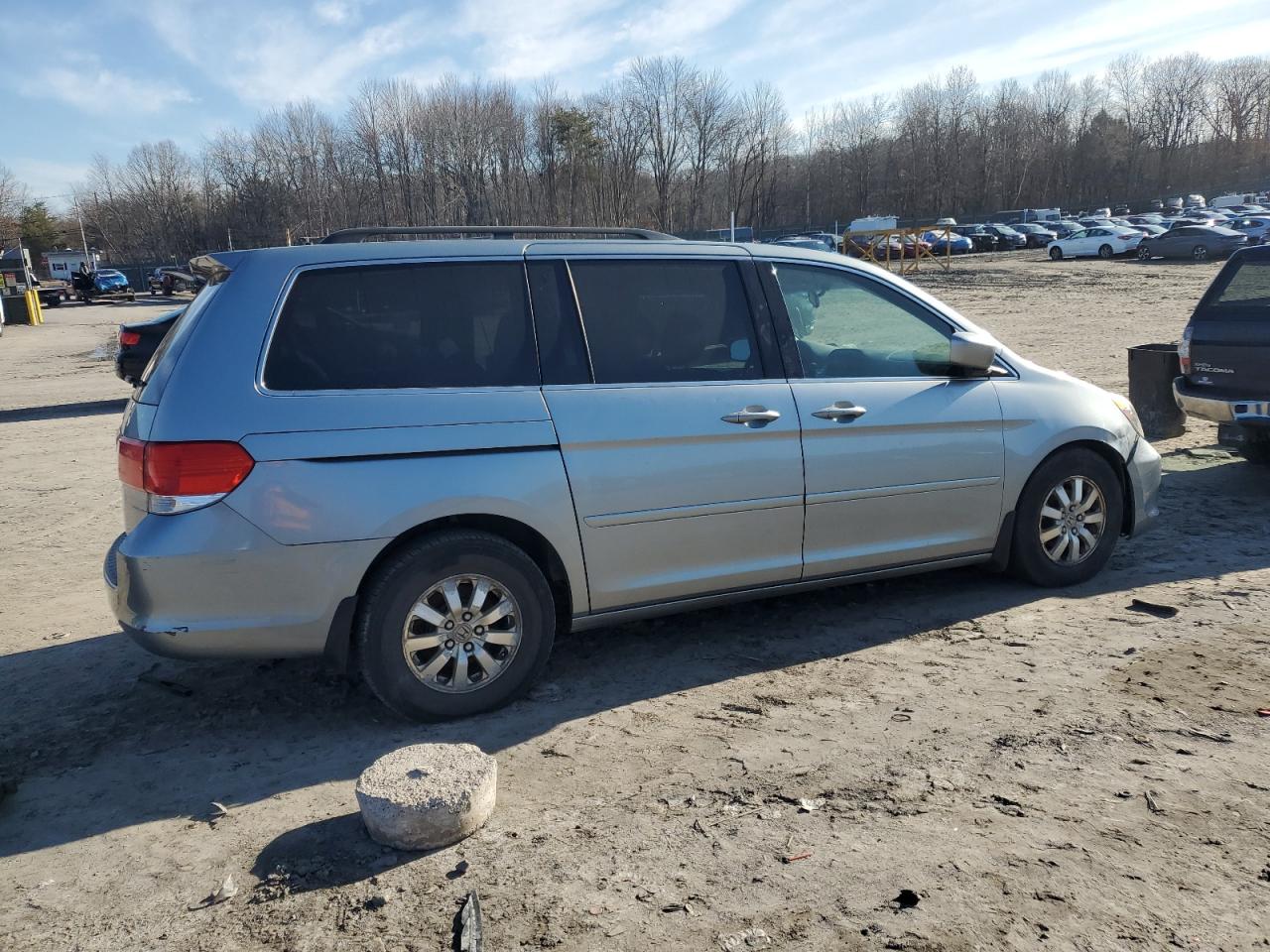 2009 Honda Odyssey - Image 3