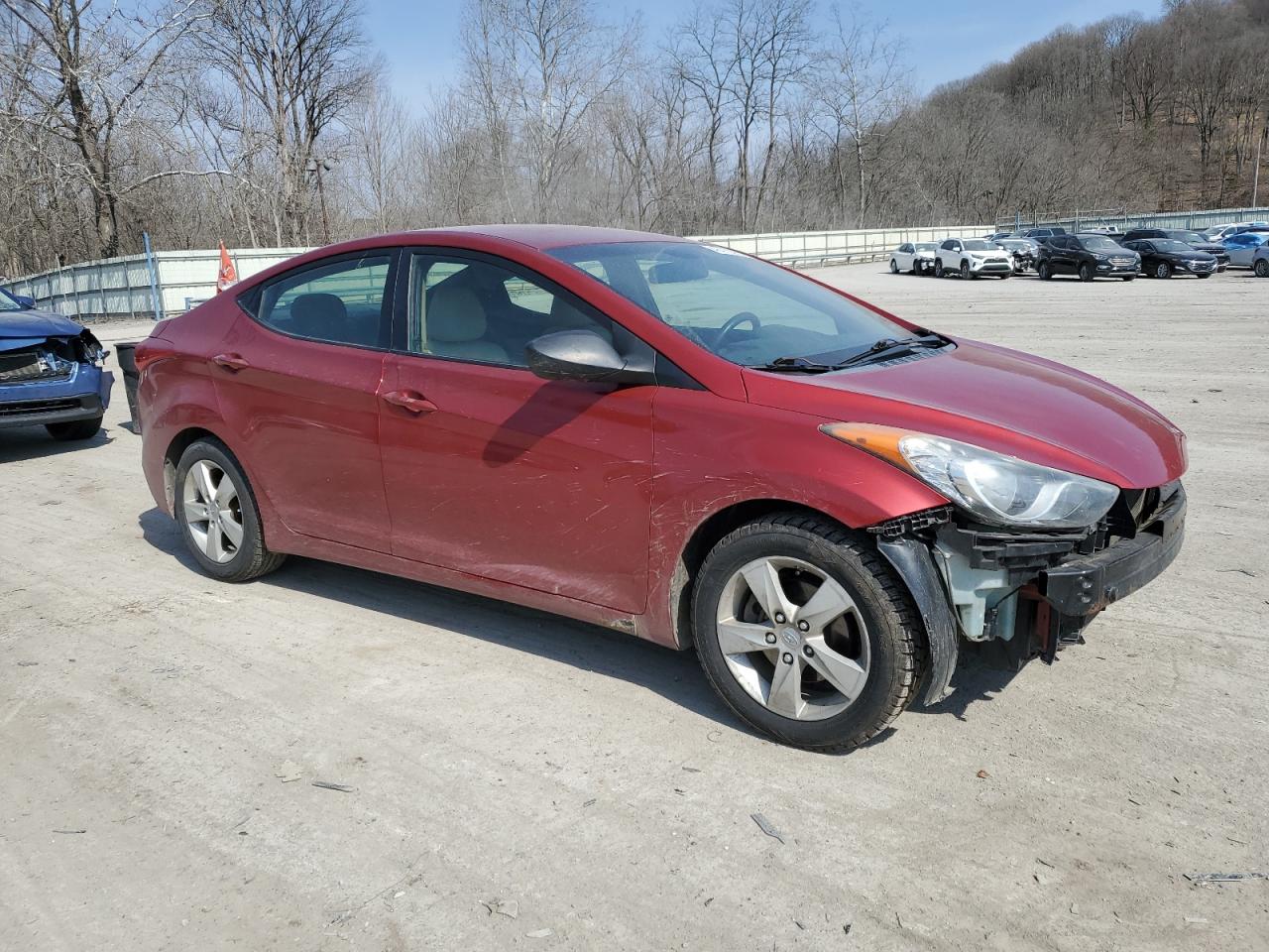 2011 Hyundai Elantra - Image 4