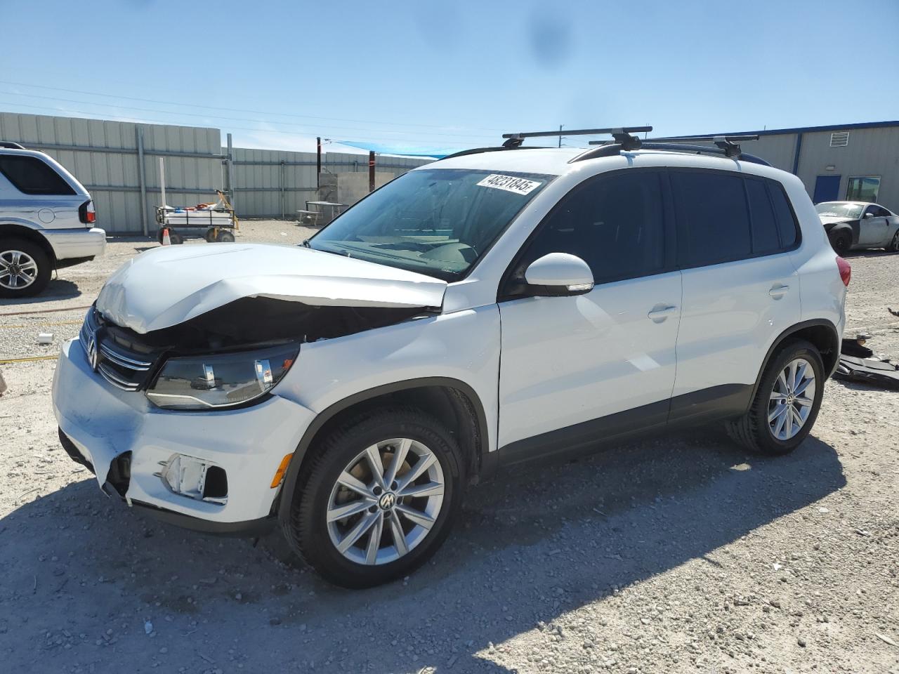 2017 Volkswagen Tiguan - Image 1