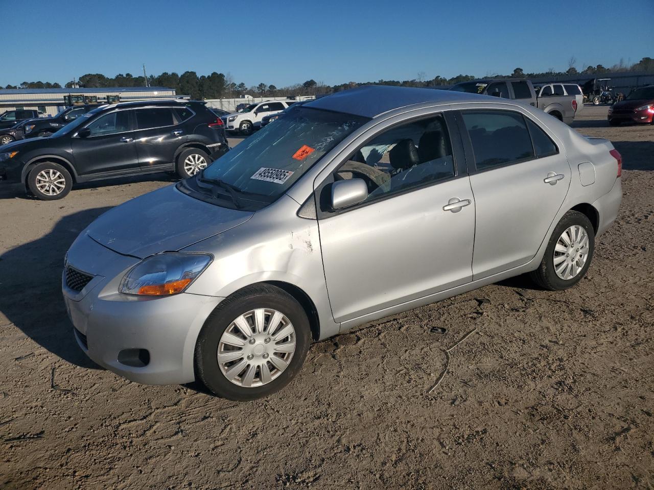2010 Toyota Yaris - Image 1