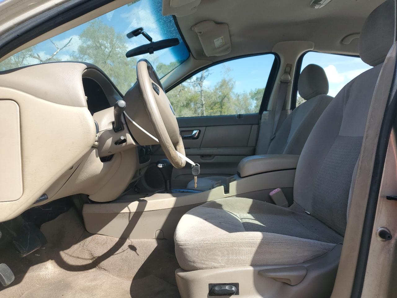 2003 Ford Taurus - Image 7