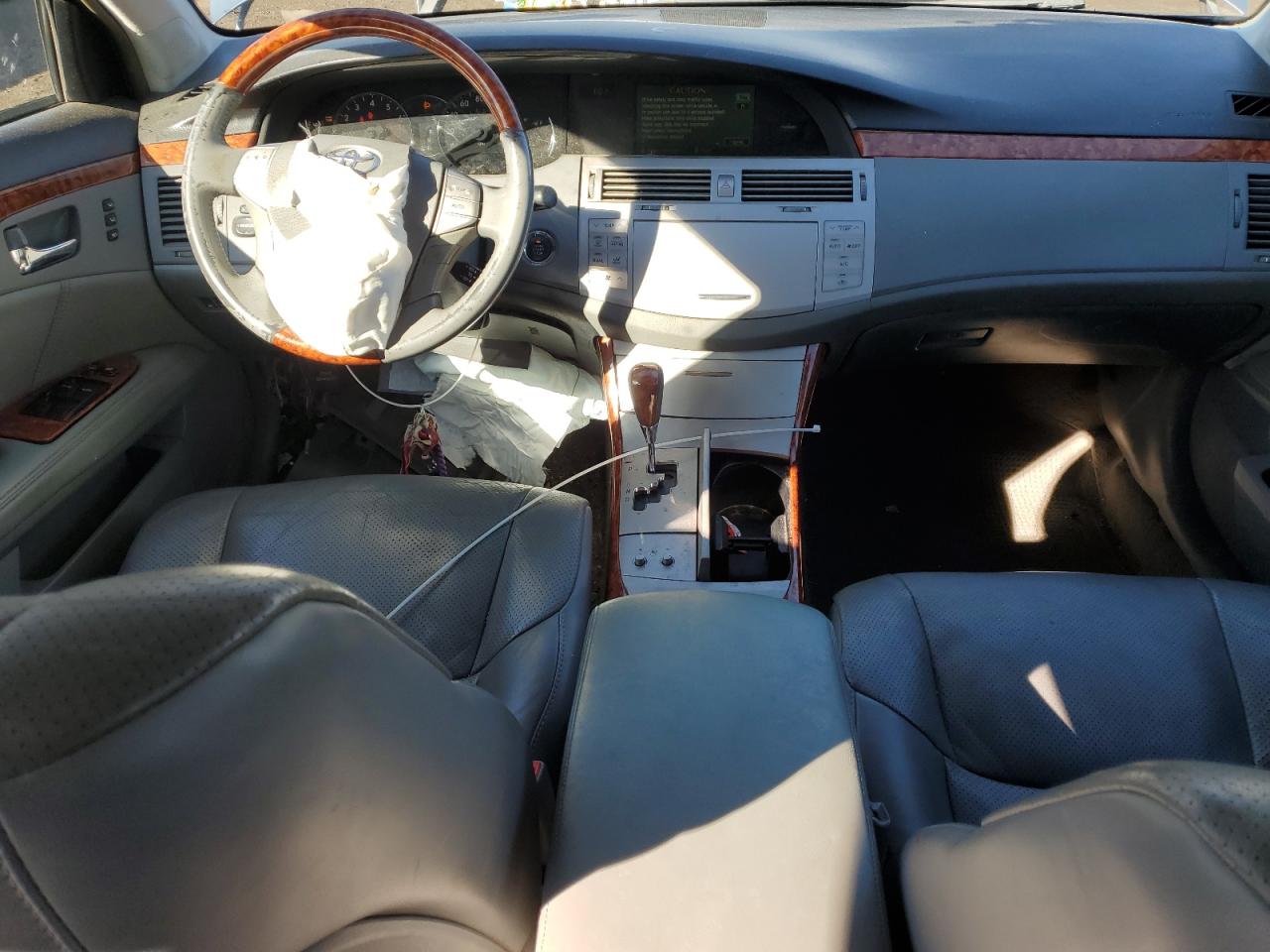 2007 Toyota Avalon - Image 8