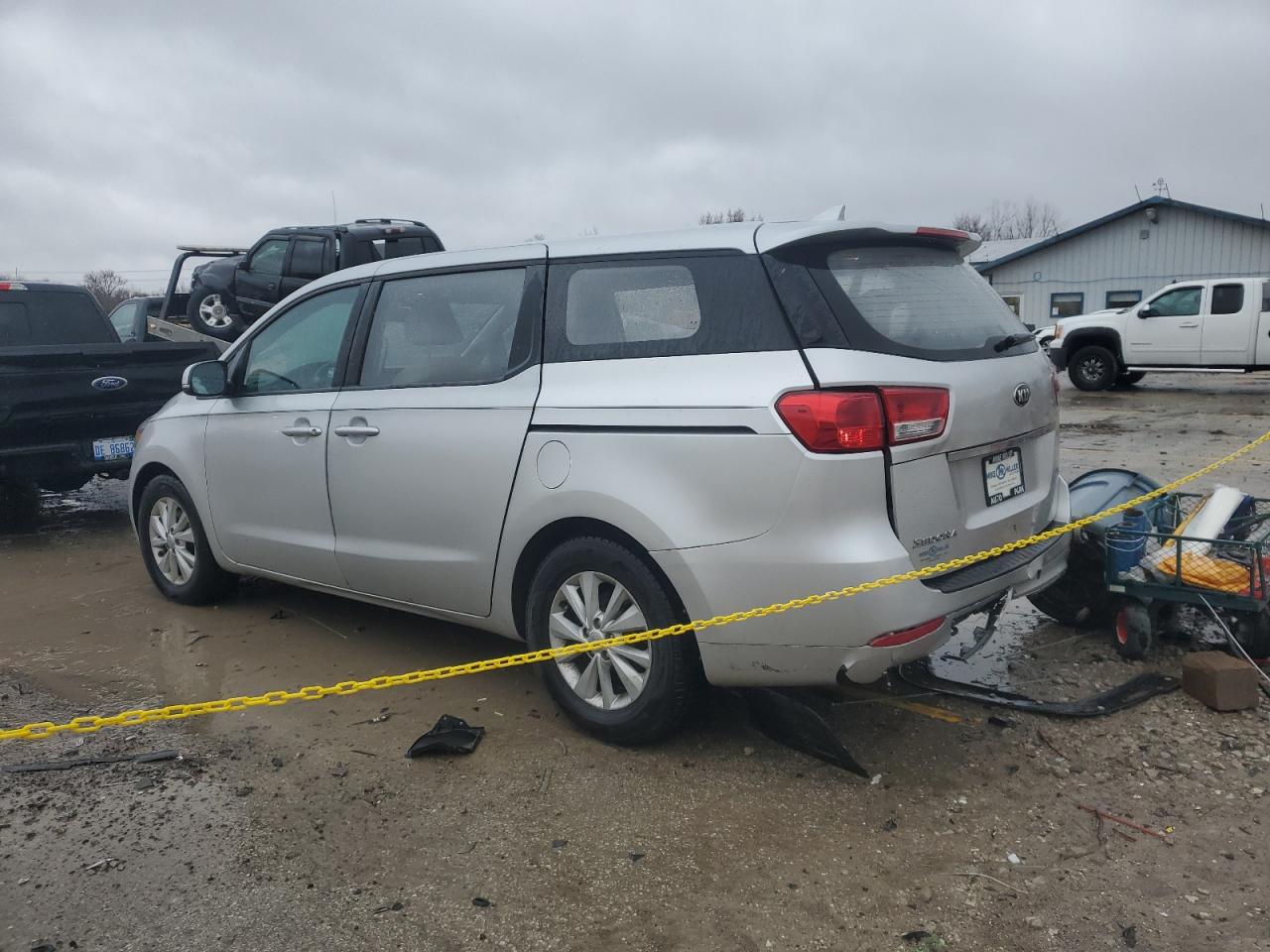 2017 Kia Sedona - Image 2