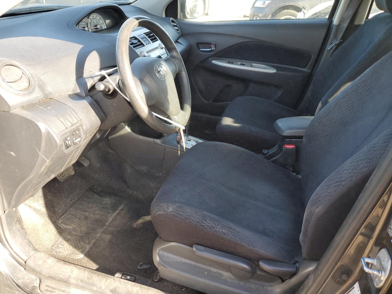 2008 Toyota Yaris - Image 7