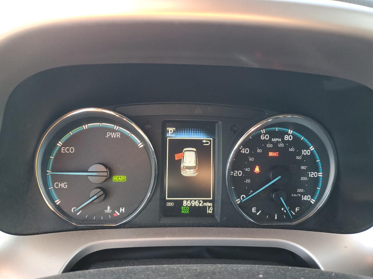 2018 Toyota RAV 4 - Image 9