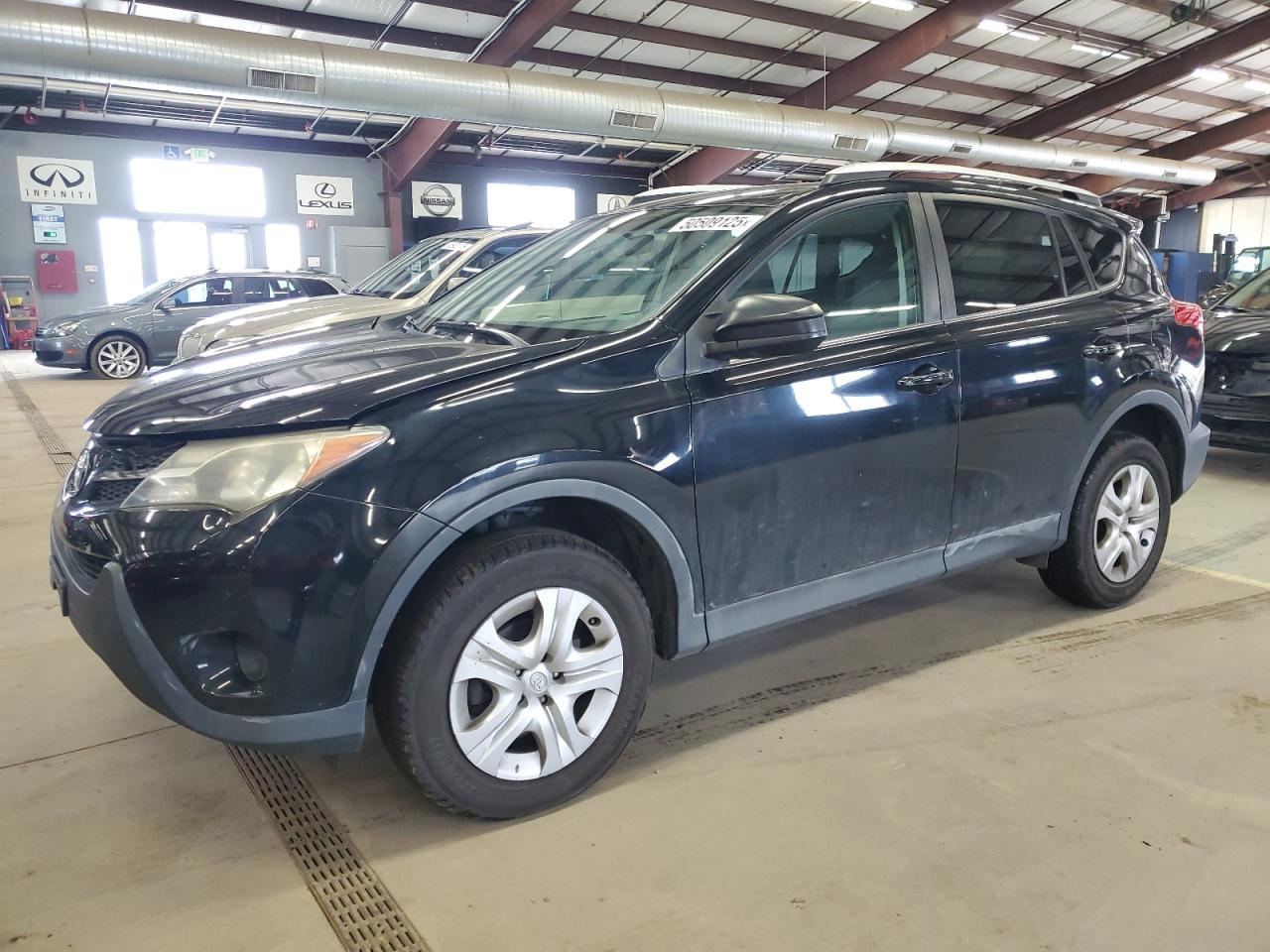 2013 Toyota Rav4 Le იყიდება East Granby-ში, CT - Burn - Engine