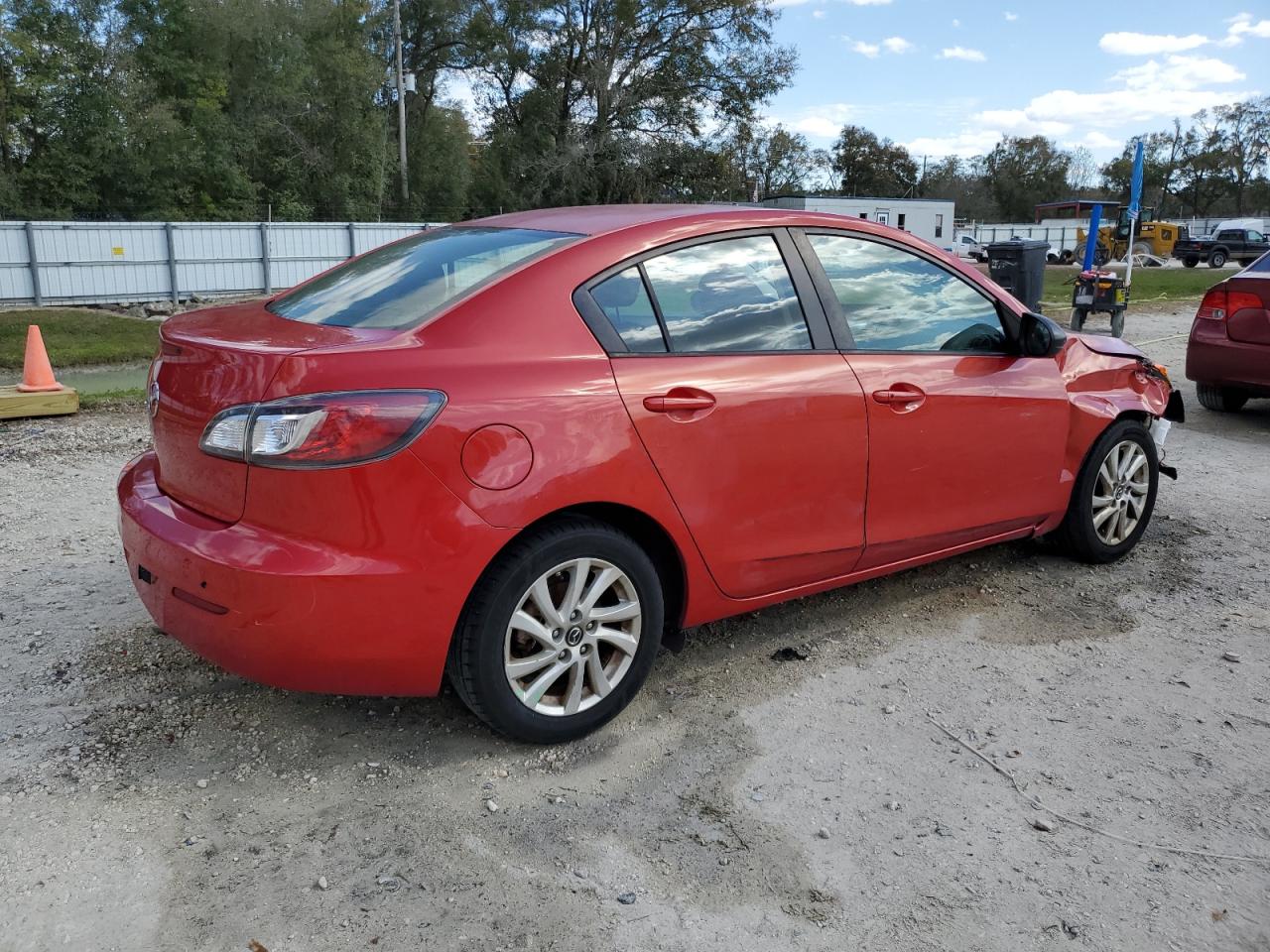 2013 Mazda 3 - Image 3