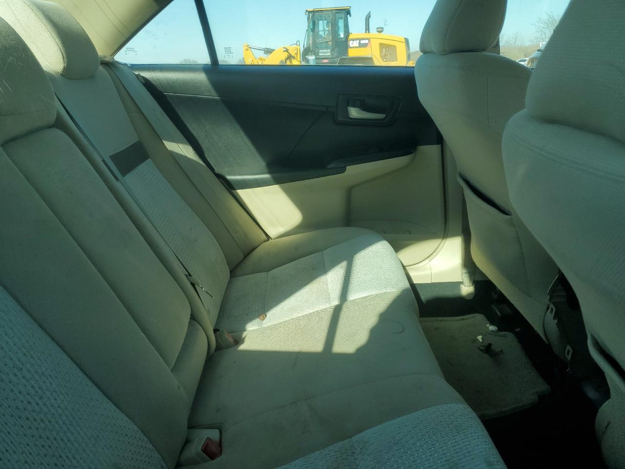 2012 Toyota Camry - Image 11