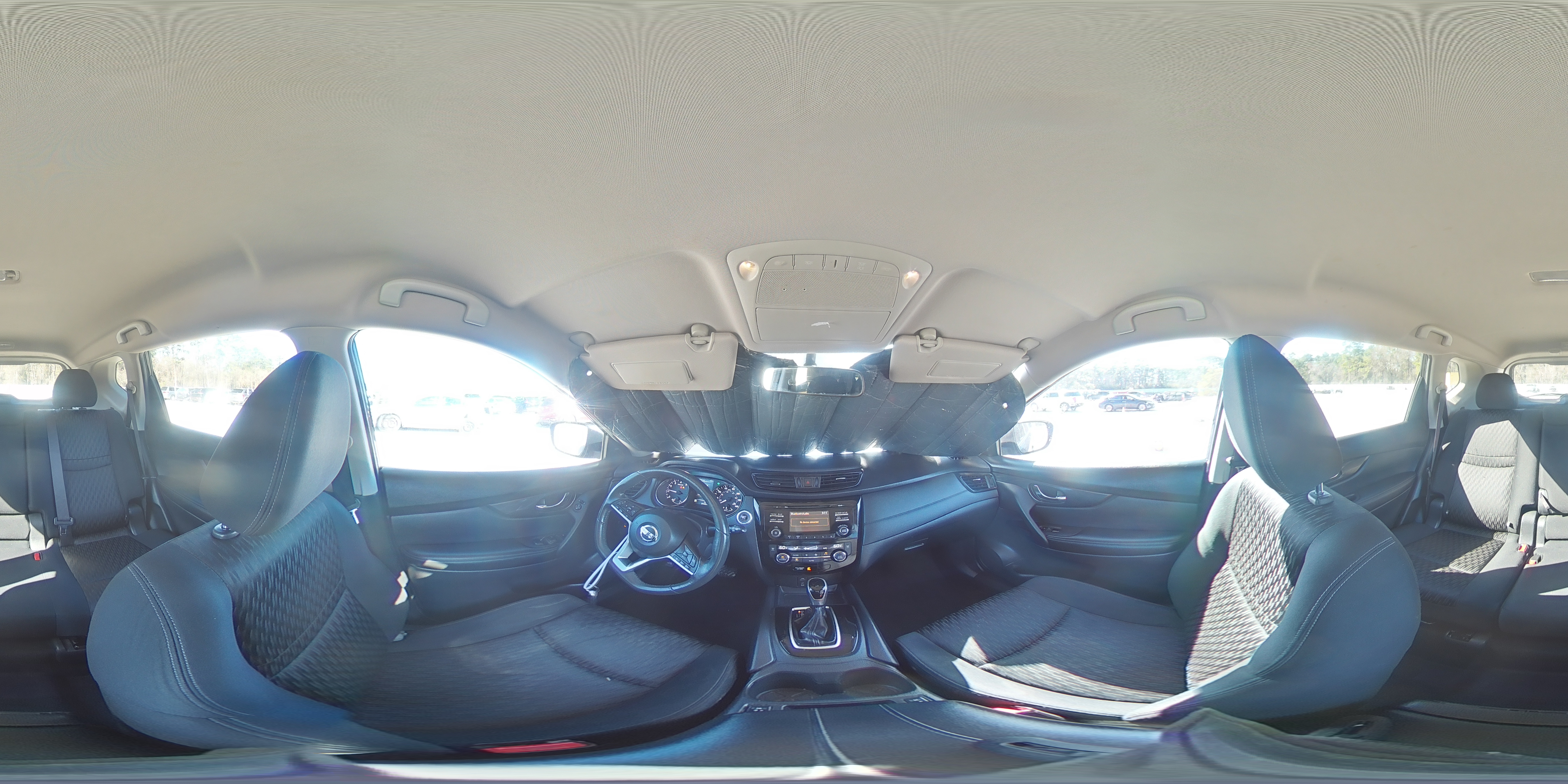 2017 Nissan Rogue - Image 15