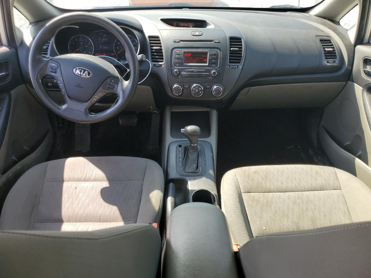 2015 Kia Forte - Image 8