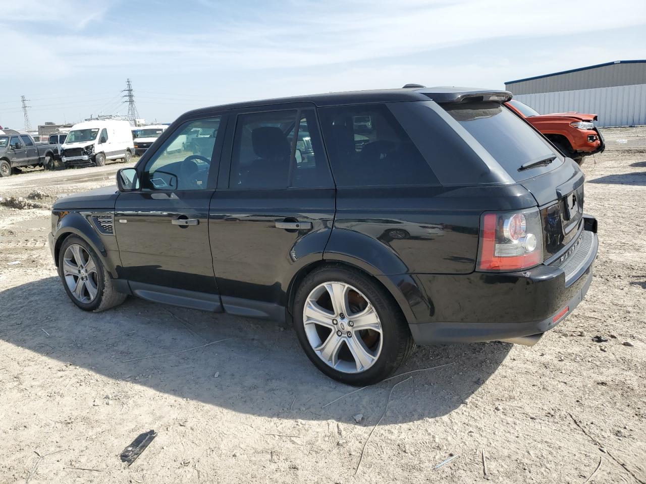 2010 Land Rover Range Rover - Image 2