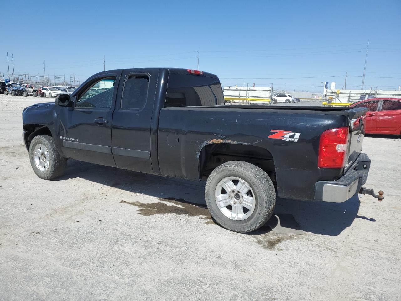 2008 Chevrolet Silverado - Image 2