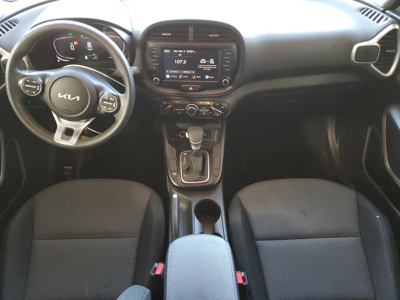 2023 Kia Soul - Image 8
