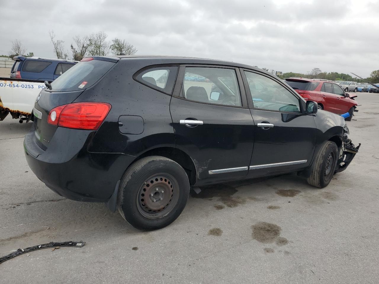 2015 Nissan Rogue - Image 3