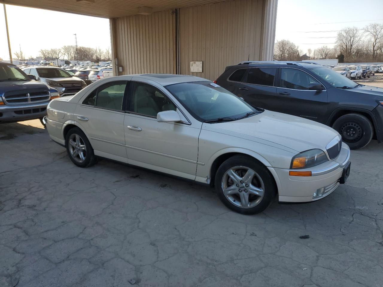 2002 Lincoln LS - Image 4