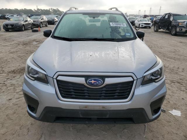 SUBARU FORESTER 2019 Серебристый