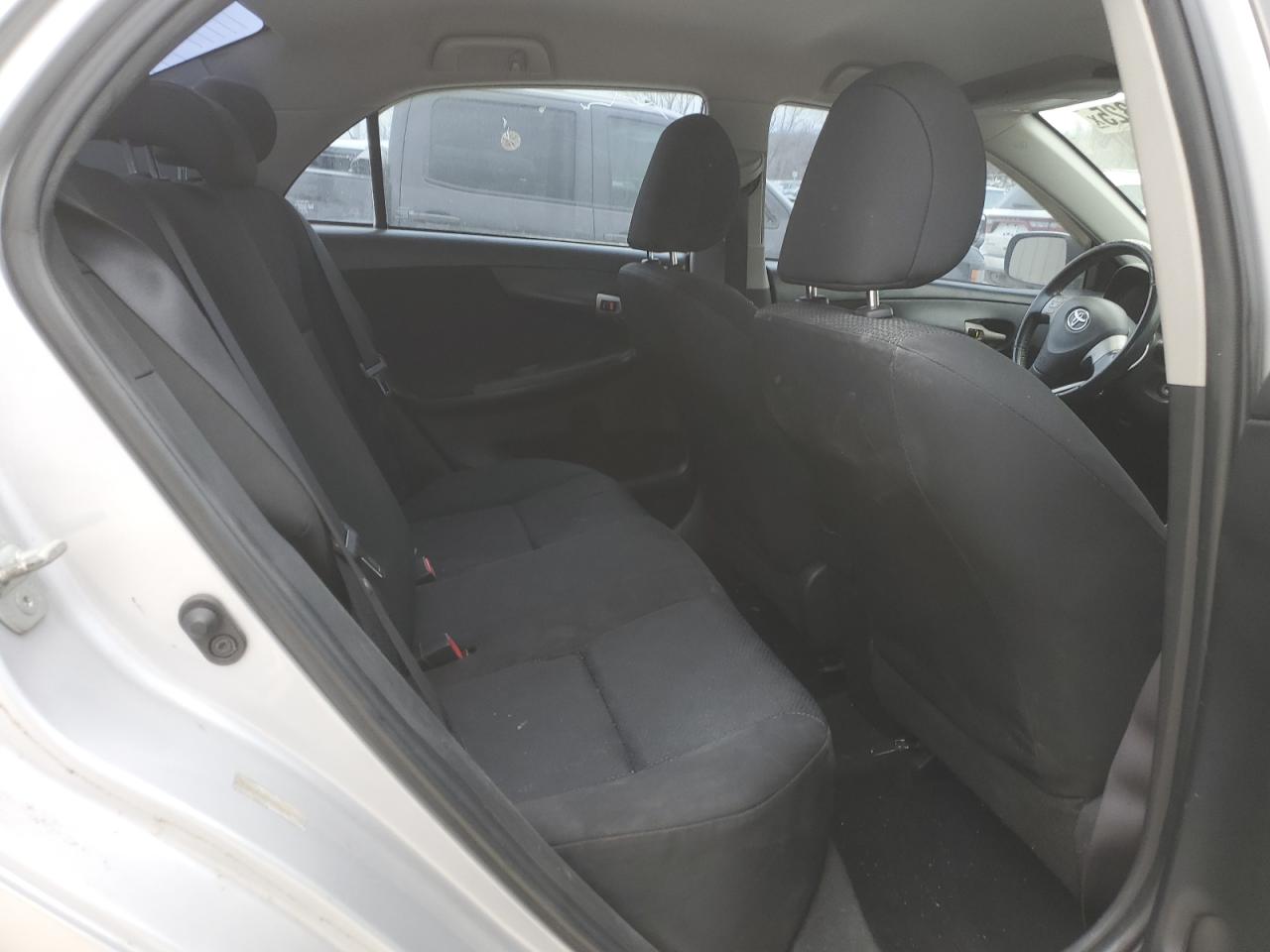 2009 Toyota Corolla - Image 11