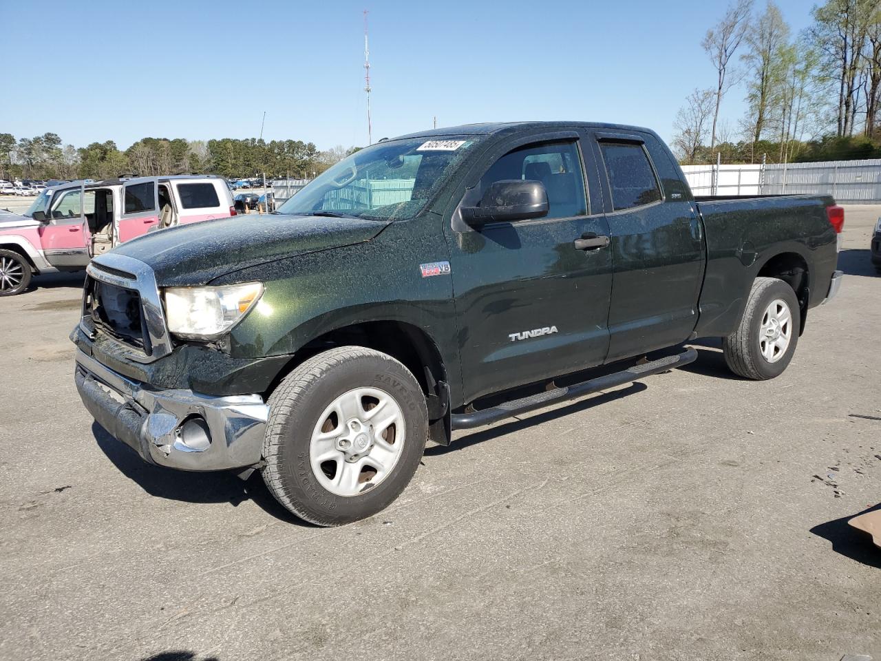 2013 Toyota Tundra Double Cab Sr5 продається в Dunn, NC - Front End