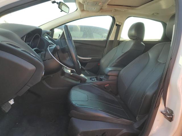 Хэтчбеки FORD FOCUS 2014 Белый