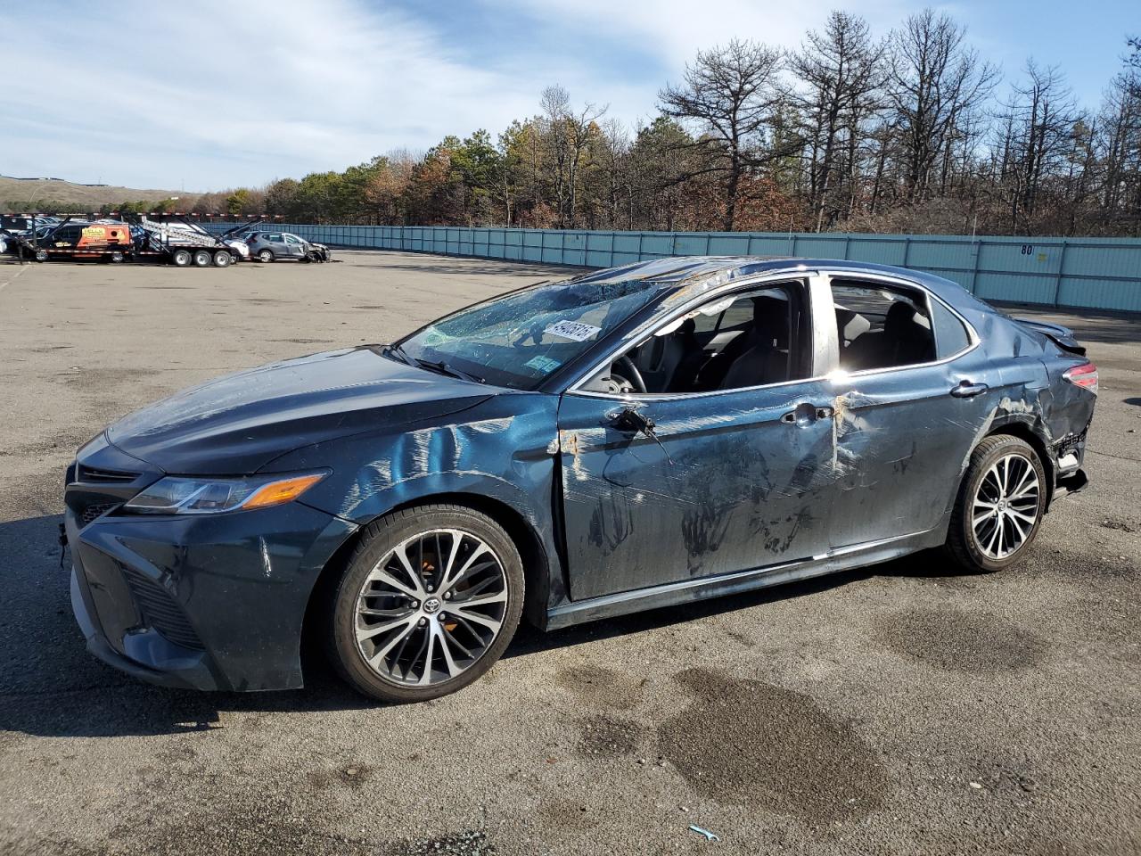 2018 Toyota Camry L продається в Brookhaven, NY - Rollover