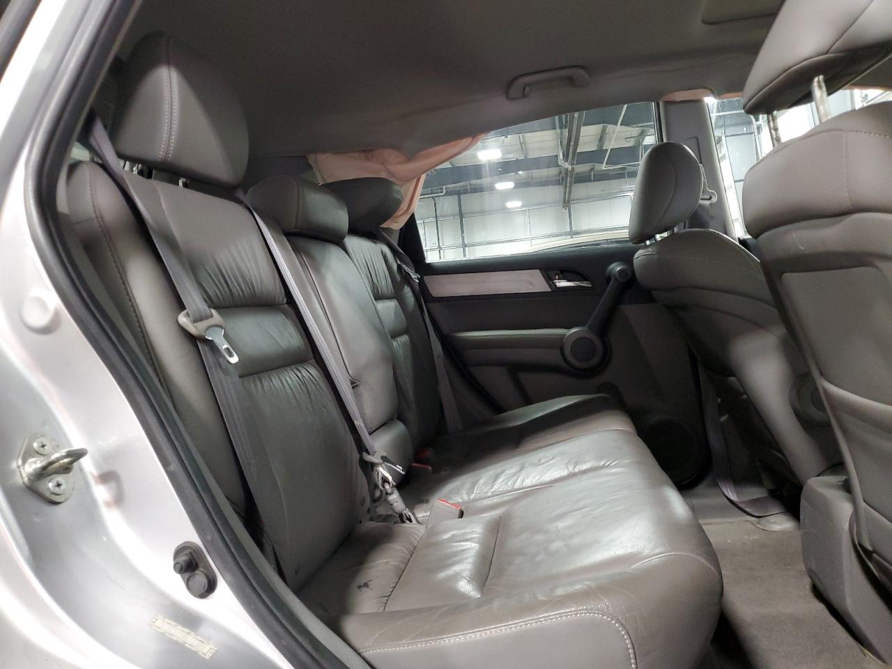 2010 Honda CR-V - Image 10