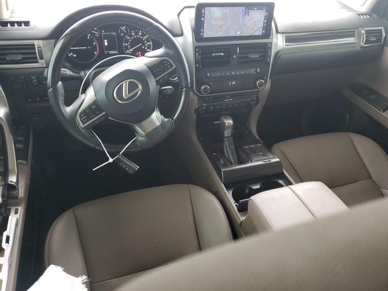 2022 Lexus GX - Image 8