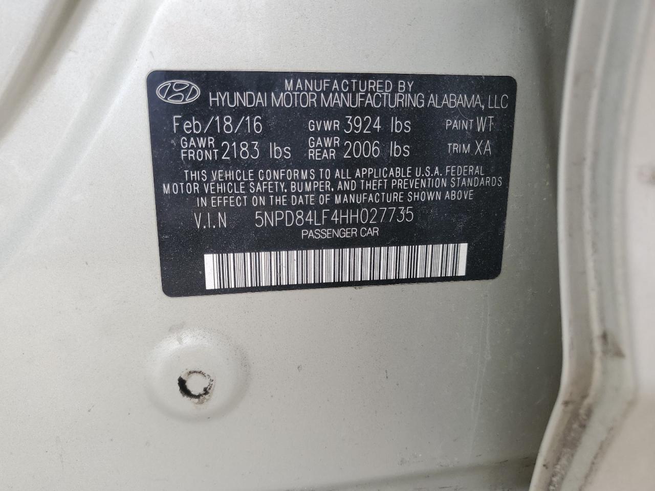 2017 Hyundai Elantra - Image 13
