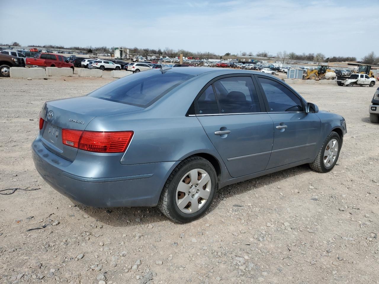 2009 Hyundai Sonata - Image 3