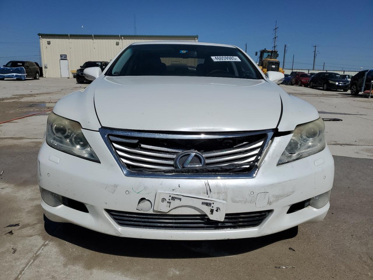 2011 Lexus LS - Image 5
