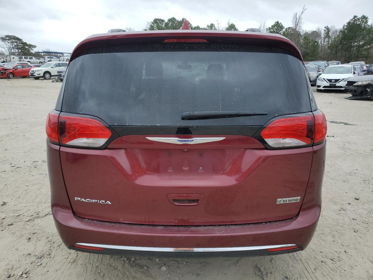 2018 Chrysler Pacifica - Image 6