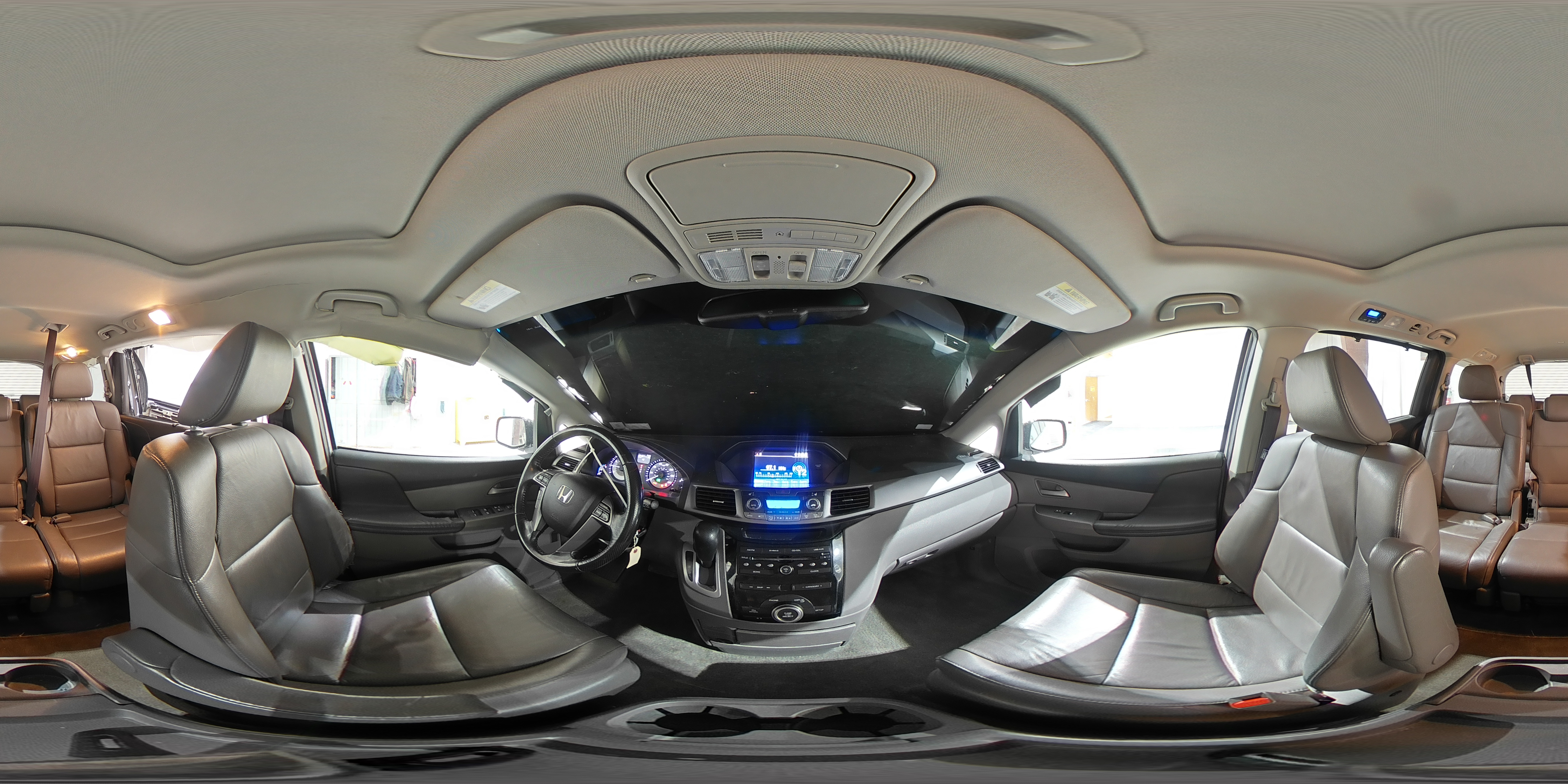 2013 Honda Odyssey - Image 16
